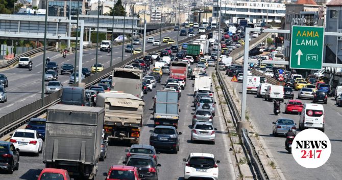 Έξοδος Πάσχα: Αυξημένη η κίνηση στην Αθηνών-Κορίνθου – Καθυστερήσεις και στην Αττική Οδό
