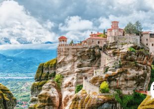 Νεκρή γυναίκα μετά από πτώση στα Μετέωρα