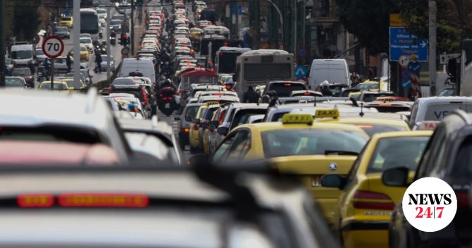 Κίνηση στους δρόμους: Ουρές στον Κηφισό, καθυστερήσεις 30′ στην Αττική Οδό