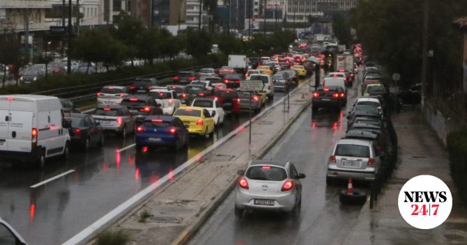 Κίνηση στους δρόμους: Χαμηλές ταχύτητες στον Κηφισό, μποτιλιάρισμα στην Κηφισίας