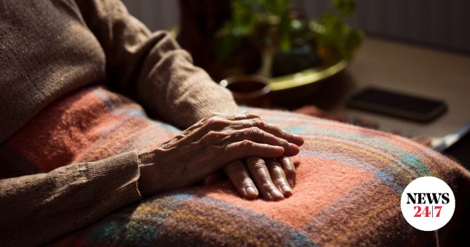 Χίος: Συνελήφθη οικιακή βοηθός που χτύπησε ηλικιωμένο και τον έδεσε στο κρεβάτι