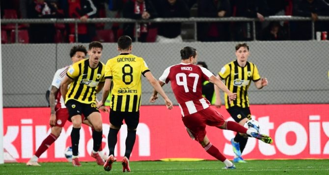 Λογαριασμός διατησίας στο εξωτερικό επιβαβαιώνει το οφσάιντ του Πιρόλα στο Ολυμπιακός – ΑΕΚ (vid) Λογαριασμός διατησίας στο εξωτερικό επιβαβαιώνει το οφσάιντ του Πιρόλα στο Ολυμπιακός – ΑΕΚ (vid)