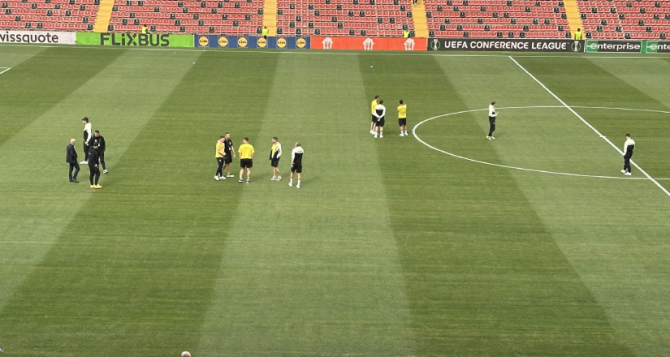 Η ΑΕΚ στο Βαγιέκας – Η αναγνωριστική βόλτα των ποδοσφαιριστών