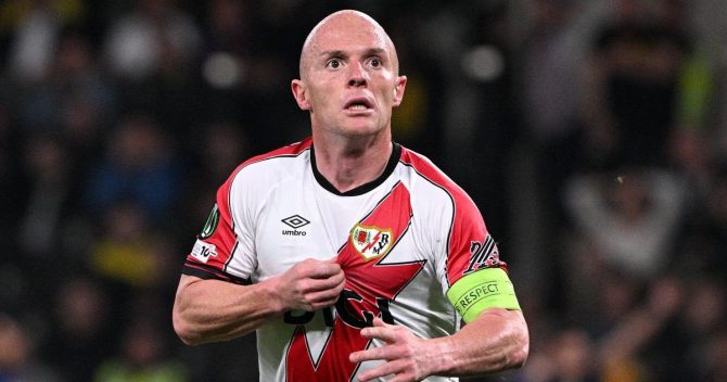 Ράγιο Βαγιεκάνο: Εξοντωτική ποινή και πρόωρο τέλος στη σεζόν για τον Παλαθόν