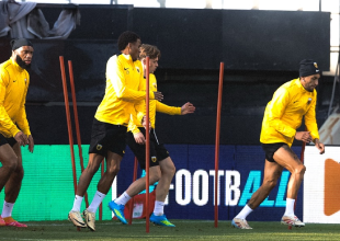 Στιγμές απ’ την προπόνηση της ΑΕΚ στο Βαγιέκας