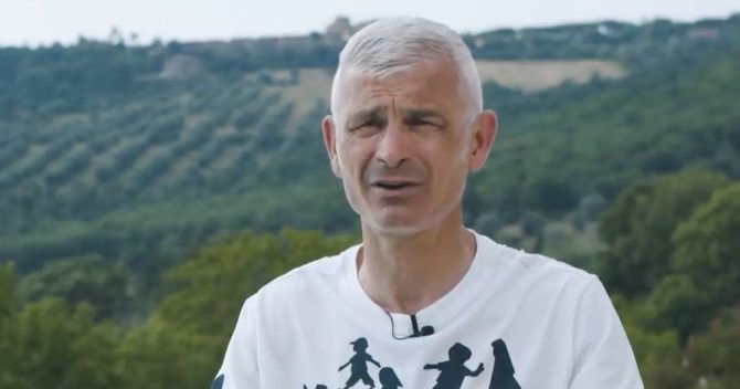 Γιουβέντους: Ο Ραβανέλι εξήγησε για ποιο λόγο δεν πρέπει η βέκια σινιόρα να υπογράψει τον Λεβαντόβσκι