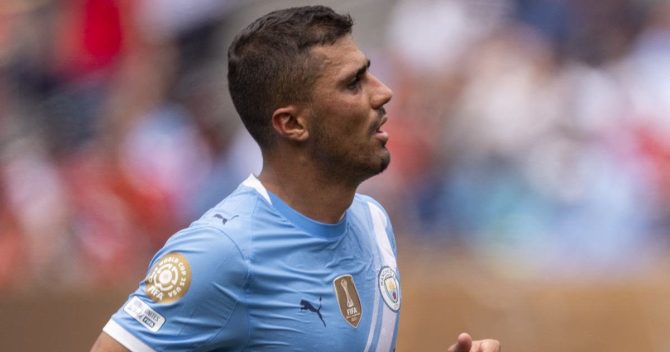 Μάντσεστερ Σίτι: Προσέφερε νέο συμβόλαιο στον Ρόδρι, σειρήνες από Ρεάλ για τον Ισπανό μέσο