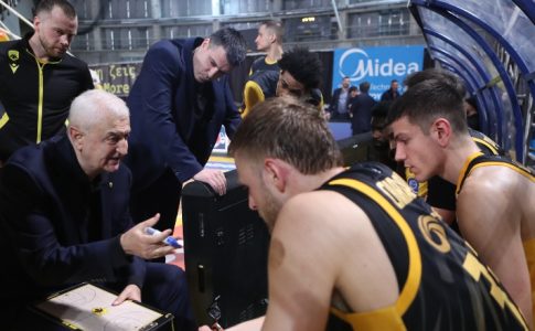 Σάκοτα: «Η νίκη κρίθηκε στις λεπτομέρειες – Ελπίζουμε να είναι σύντομα καλά ο Γκρέι»