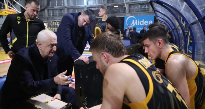 Σάκοτα: «Η νίκη κρίθηκε στις λεπτομέρειες – Ελπίζουμε να είναι σύντομα καλά ο Γκρέι»