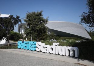 Μουντιάλ 2026: Απειλές για απεργία από χιλιάδες εργαζόμενους του SoFi Stadium