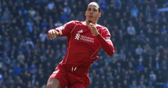 Φαν Ντάικ για Άλισον: “Είναι ο καλύτερος γκολκίπερ στον κόσμο, ελπίζω να παραμείνει στην Λίβερπουλ”