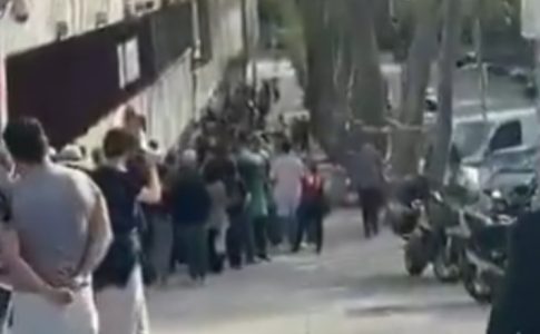 Ουρές στο Βαγιέκας για τα εισιτήρια του αγώνα με την ΑΕΚ (VIDEO)