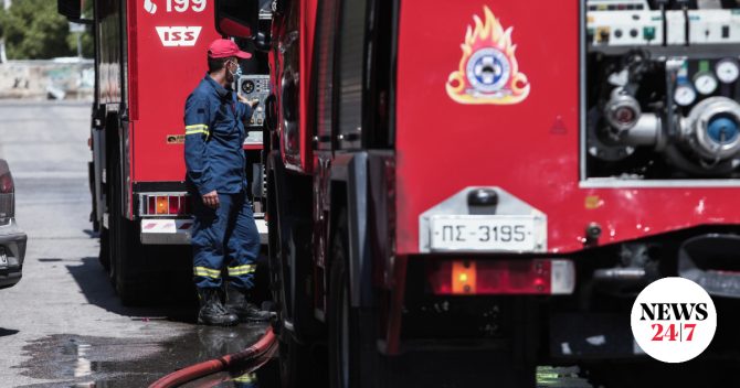 Φωτιά σε κατάστημα καφέ στο κέντρο της Θεσσαλονίκης