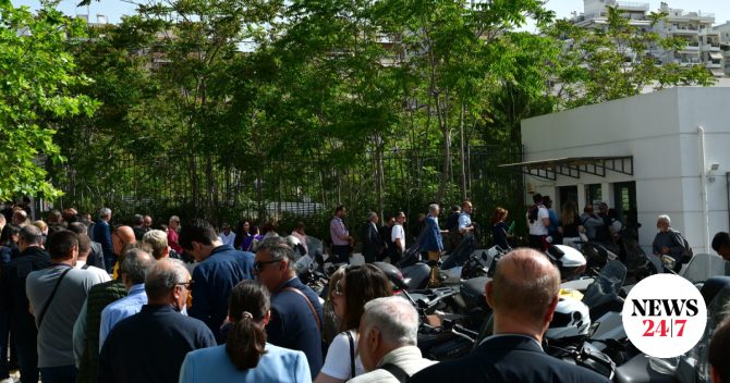 Ουρές στο Πρωτοδικείο με την εφαρμογή των μέτρων ασφαλείας μετά την ένοπλη επίθεση