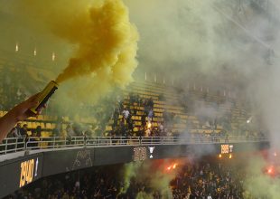 Τρέλα για την ΑΕΚ στην πρώτη αποθέωση των πρωταθλητών στη Νέα Φιλαδέλφεια (VID + PICS)