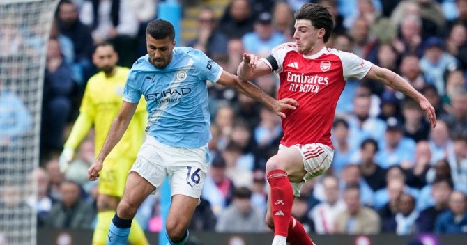 Premier League: Πώς παίρνει πρωτάθλημα η Άρσεναλ και τι χρειάζεται η Μάντσεστερ Σίτι για να μείνει ζωντανή