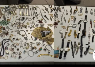 Ζευγάρι Γερμανών κυκλοφορούσε με αυτοκίνητο γεμάτο κλοπιμαία στον Άγιο Παντελεήμονα