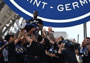 Παρί Σεν Ζερμέν: Κάηκε το Champ de Mars και το Παρκ ντε Πρενς στη φιέστα για την κατάκτηση του Champions League