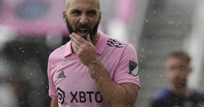 Αγνώριστος ο Ιγκουαΐν: Πώς είναι ο Αργεντινός τρία χρόνια μετά την ολοκλήρωση της καριέρας του