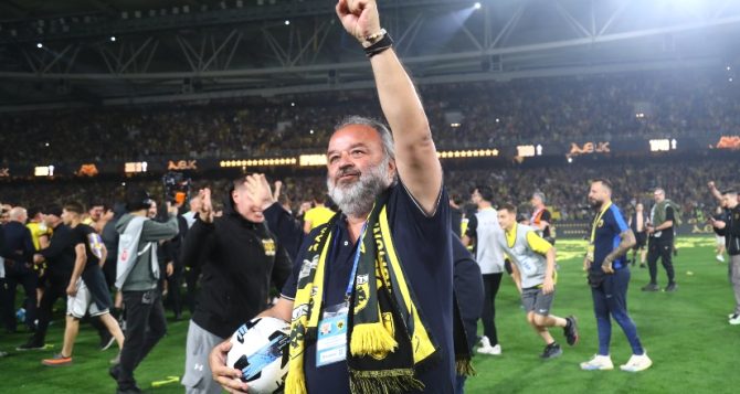 Ηλιόπουλος: «Τα παιδιά μπορούν να ονειρεύονται! – Έχει ξημερώσει μια νέα μέρα» Ηλιόπουλος: «Τα παιδιά μπορούν να ονειρεύονται! – Έχει ξημερώσει μια νέα μέρα»
