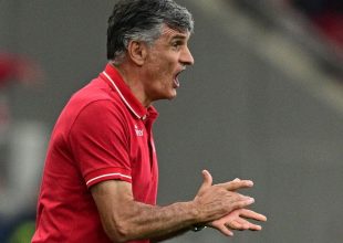 Μεντιλίμπαρ: “Να τελειώσει η φετινή σεζόν για να μιλήσουμε για του χρόνου”