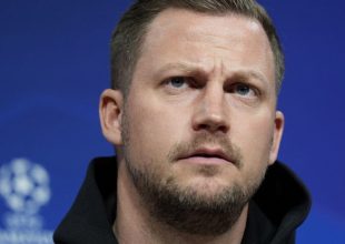Παναθηναϊκός: Το κορυφαίο Μέσο της Δανίας ρώτησε τον ρεπόρτερ του SPORT24, Αποστόλη Πάνο, γιατί το τριφύλλι “τελειώνει” τον Μπενίτεθ και έχει στο κάδρο τον Νίστρουπ