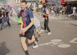 Δεν κόπασε η ένταση στο Παρίσι: Συνεχίστηκαν και μετά τον τελικό τα επεισόδια μεταξύ οπαδών της Παρί και της αστυνομίας