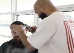 Γιουνάιτεντ: Ο Εμπεμό πήγε για κούρεμα και κατέληξε να κουρεύει τον μπαρμπέρη της ομάδας