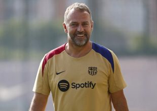 Μπαρτσελόνα: Επίσημα ως το 2028 ο Φλικ στο τιμόνι των Μπλαουγκράνα