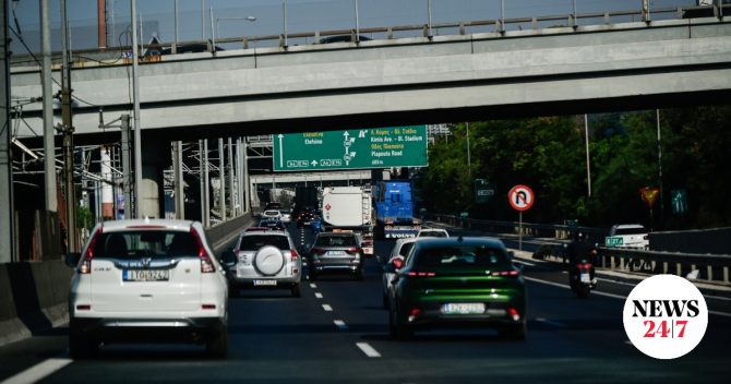 Τροχαίο στην Αττική Οδό μετά τον κόμβο Κηφισίας