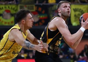Ήττα στο φινάλε για την ΑΕΚ και η πρόκριση στη Sunel Arena!