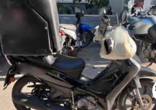Στη φυλακή ο 28χρονος διανομέας που πέταγε πέτρες σε πεζούς και αυτοκίνητα
