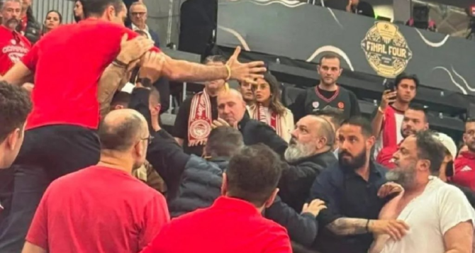 Δημητριάδης: «Κύριε Μαρινάκη, δε θα κάνετε τη χώρα Κολομβία» Δημητριάδης: «Κύριε Μαρινάκη, δε θα κάνετε τη χώρα Κολομβία»