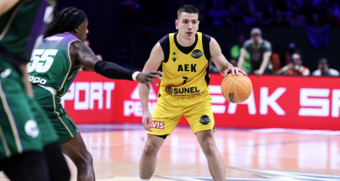 Τότε θα παίξει η Βασίλισσα στον τελικό του BCL