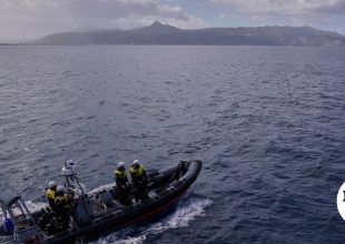 Δύο βάρκες με 100 πρόσφυγες εντοπίστηκαν ανοιχτά της Κρήτης