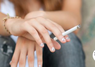 Ψηφιακό “μπλόκο” σε ανηλίκους για αλκοόλ και καπνό: Στοιχεία – σοκ για την Ελλάδα