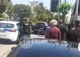 Πυροβολισμοί σε μπαρ στην Καλλιθέα – Η στιγμή της σύλληψης του 58χρονου δράστη