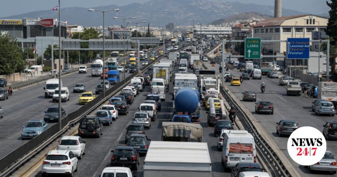 Κίνηση στους δρόμους: Προβλήματα σε Αττική Οδό και Κηφισό