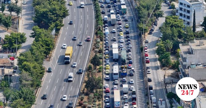 Κίνηση στους δρόμους: Στο “κόκκινο” ο Κηφισός – Καθυστερήσεις στην Αττική Οδό