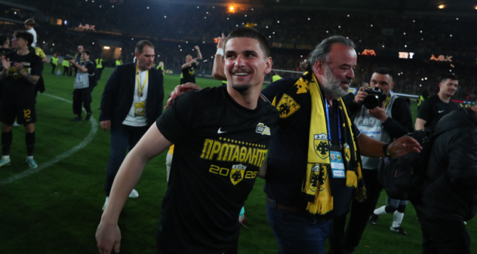 Η πρωταθληματική ανάρτηση του Μαρίν: «Champions!»(pic)