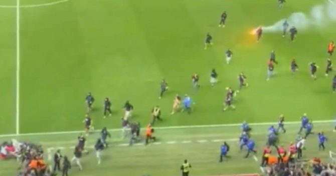 Ligue 1: Χωρίς φιλάθλους της ομάδας τους θέλουν τα μπαράζ οι ποδοσφαιριστές της Νις απέναντι στη Σεντ Ετιέν