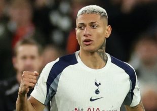 Άστον Βίλα – Τότεναμ 1-2: Σπουδαίο διπλό για την ομάδα του Ντε Τσέρμπι που βγήκε από την επικίνδυνη ζώνη