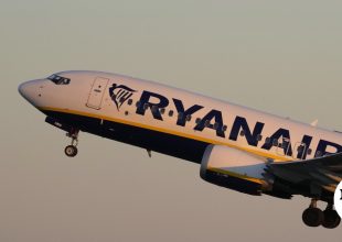 Κρίσιμη σύσκεψη για τις εξελίξεις με τη Ryanair στο αεροδρόμιο “Μακεδονία”