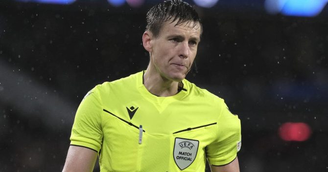 UEFA: Αυτοί είναι οι διαιτητές των τελικών των ευρωπαϊκών διοργανώσεων της φετινής σεζόν