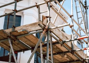 Εργατικό ατύχημα στα Γιαννιτσά: Κατέρρευσε σκαλωσιά