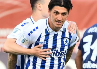 Ατρόμητος – Πανσερραϊκός 6-0: Ο Τσούμπερ έβγαλε καρέ σε 40 λεπτά και οι Περιστεριώτες έκλεισαν τη σεζόν με εξάρα