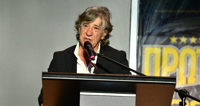 Μαύρος: «Είμαστε υπερήφανοι για το πρωτάθλημα-Του χρόνου πάλι εδώ» Μαύρος: «Είμαστε υπερήφανοι για το πρωτάθλημα-Του χρόνου πάλι εδώ»