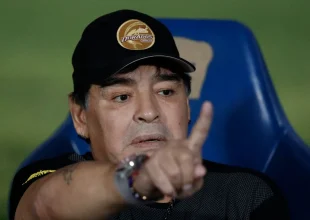 Δίκη για τον θάνατο του Μαραντόνα: Η κόρη του στρέφει τα βέλη της κατά της ιατρικής ομάδας
