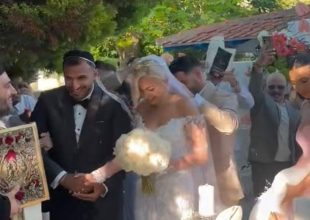Μπενφίκα: Ο Βαγγέλης Παυλίδης παντρεύτηκε την αγαπημένη του στη Χαλκιδική