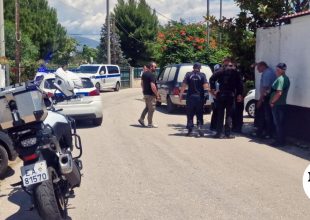 Διπλή δολοφονία στο Αίγιο: Το κρίσιμο 5ωρο που εξετάζουν οι Αρχές – Άγνωστο το κίνητρο του δράστη